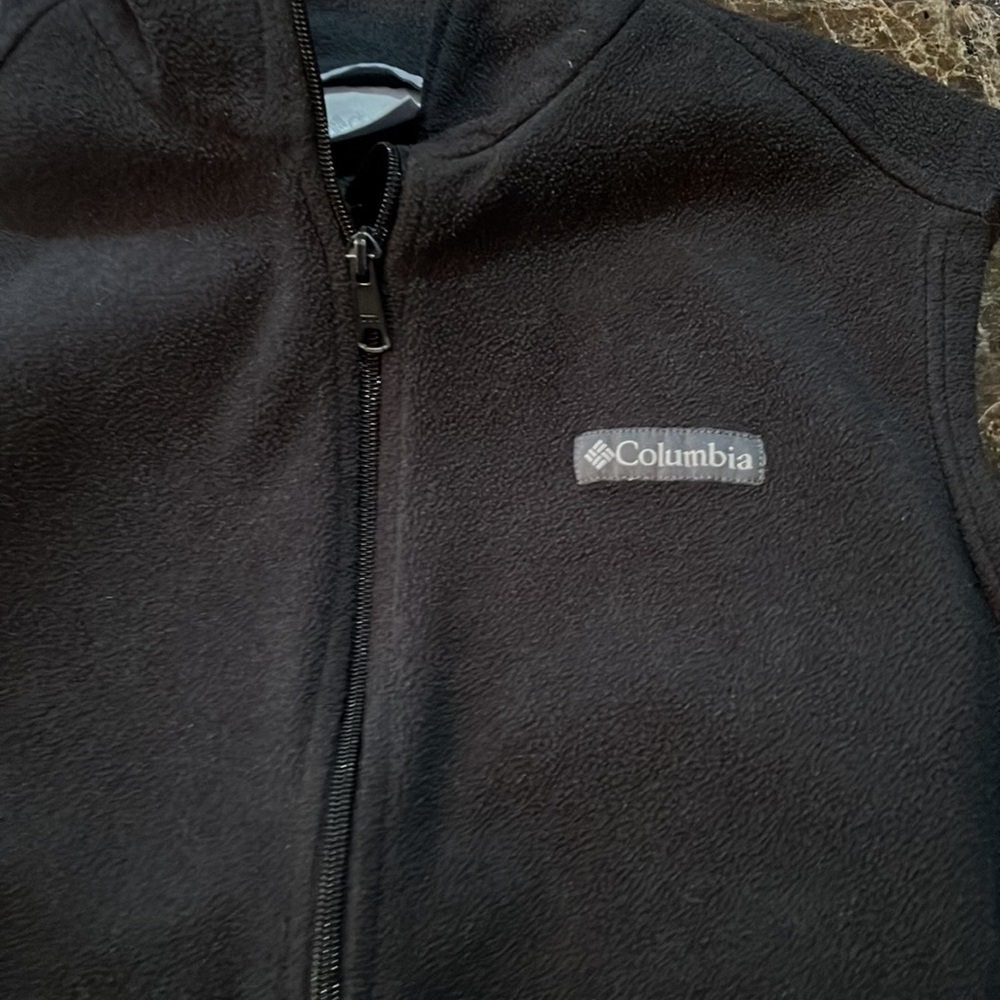 Columbia medium black vest. MN43 - Picture 2 of 4